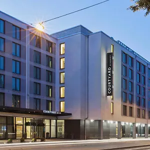 **** Hotel Courtyard By Marriott East Niemcy