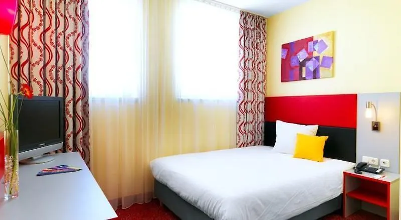 Ibis Styles Berlin City Ost Hotel